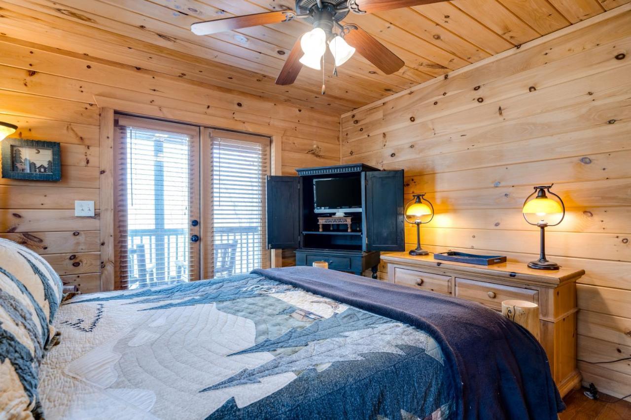 Blue Ridge Bear Bungalow エクステリア 写真