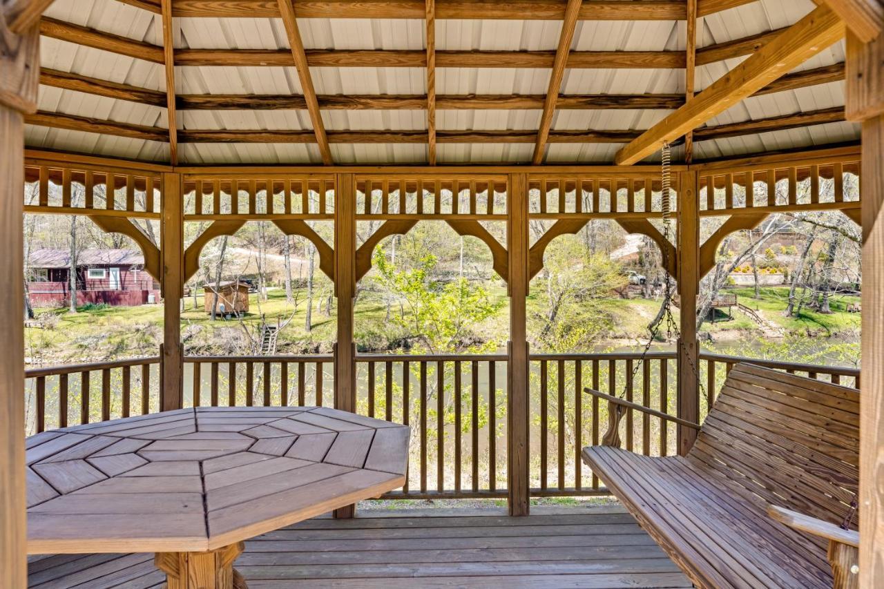 Blue Ridge Bear Bungalow エクステリア 写真