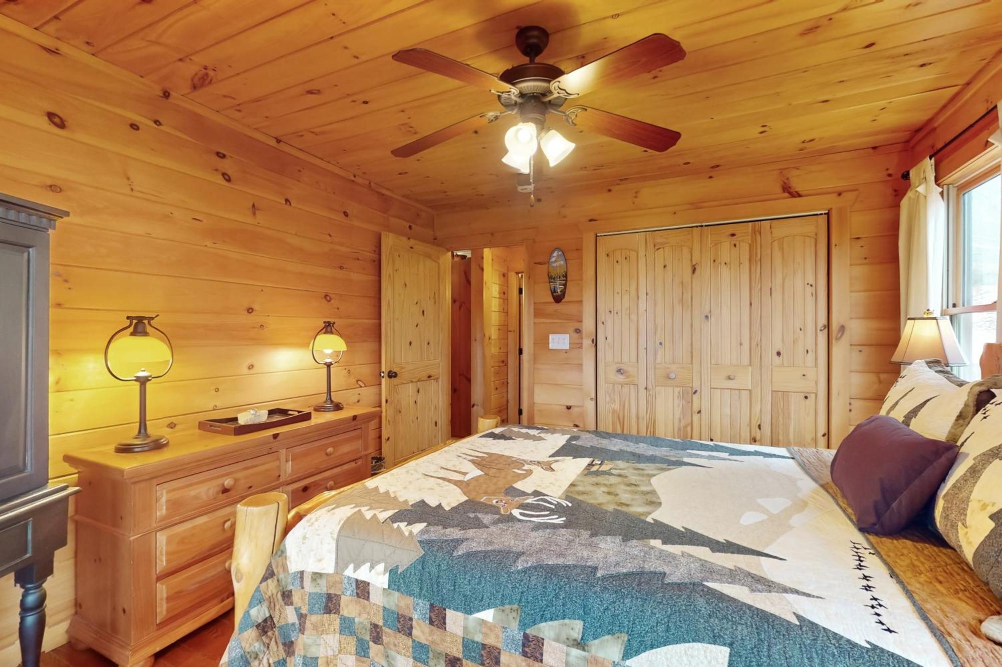 Blue Ridge Bear Bungalow エクステリア 写真
